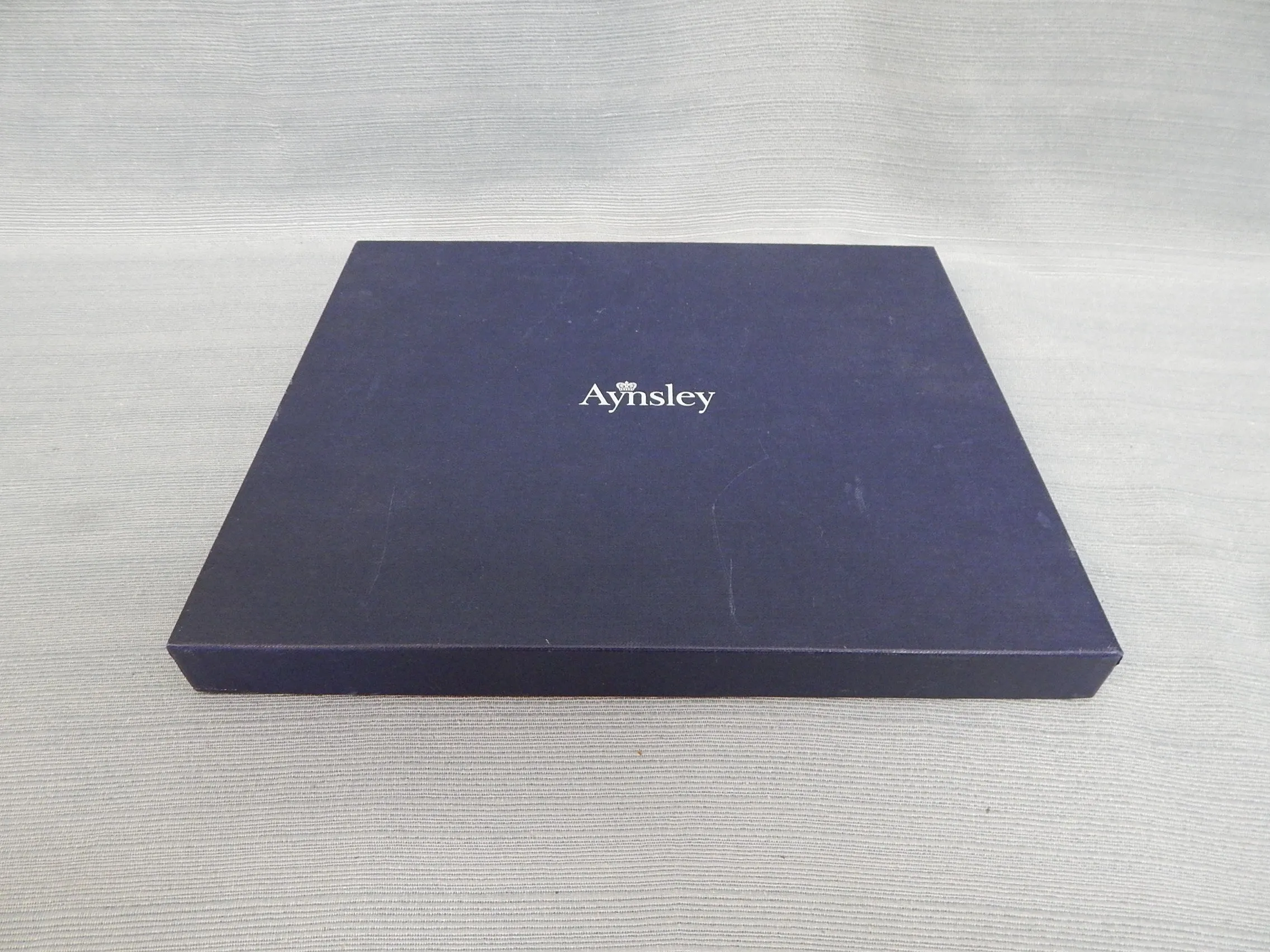 Aynsley Plate and Knife Boxed Set - Like New