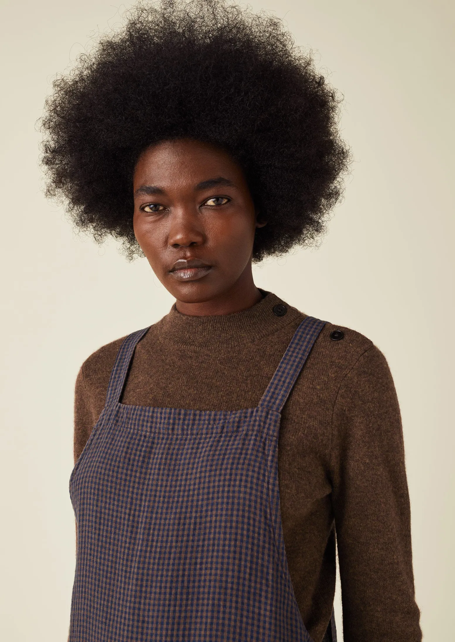 Check Linen Crossback Pinafore Apron | Navy/Chestnut