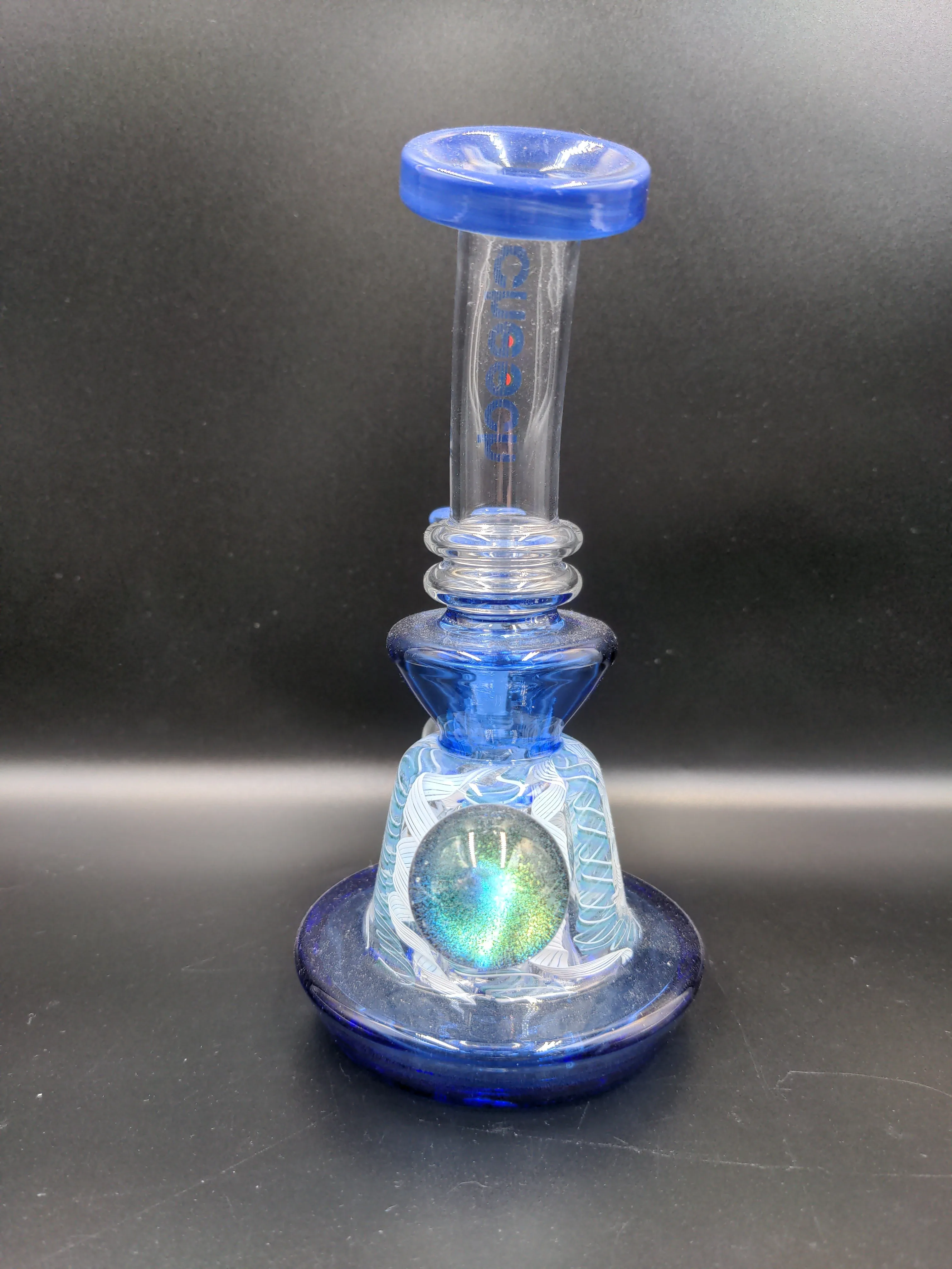 Cheech - 8 Swirl Design - Water Bubbler