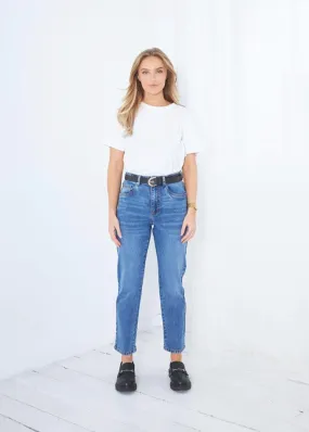 Noelle Straight Leg Jean