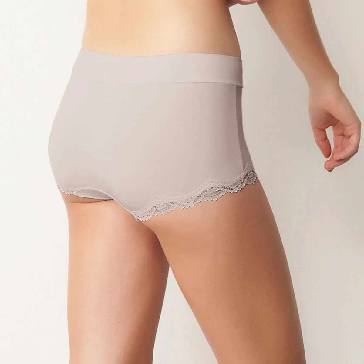 Silktouch TENCEL™ Modal Air Boyshorts with Lace